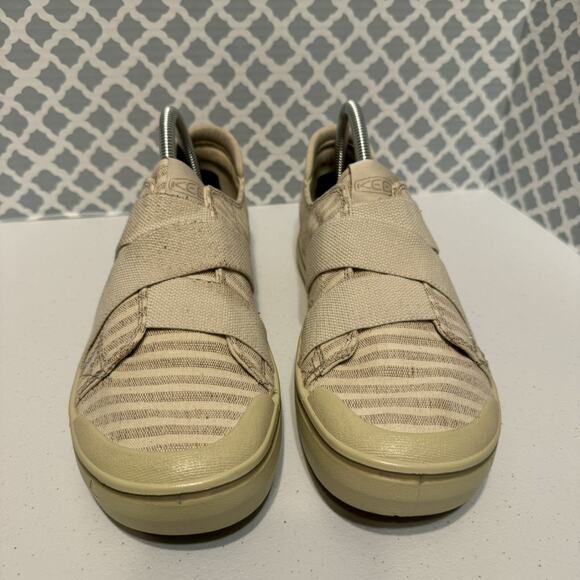 Keen Elsa IV Gore Slip On Natural Birch Stripe Shoes Womens Size 9 - Picture 5 of 7